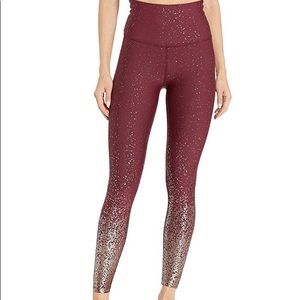 NEW WITH TAGS Beyond Yoga Alloy Leggings